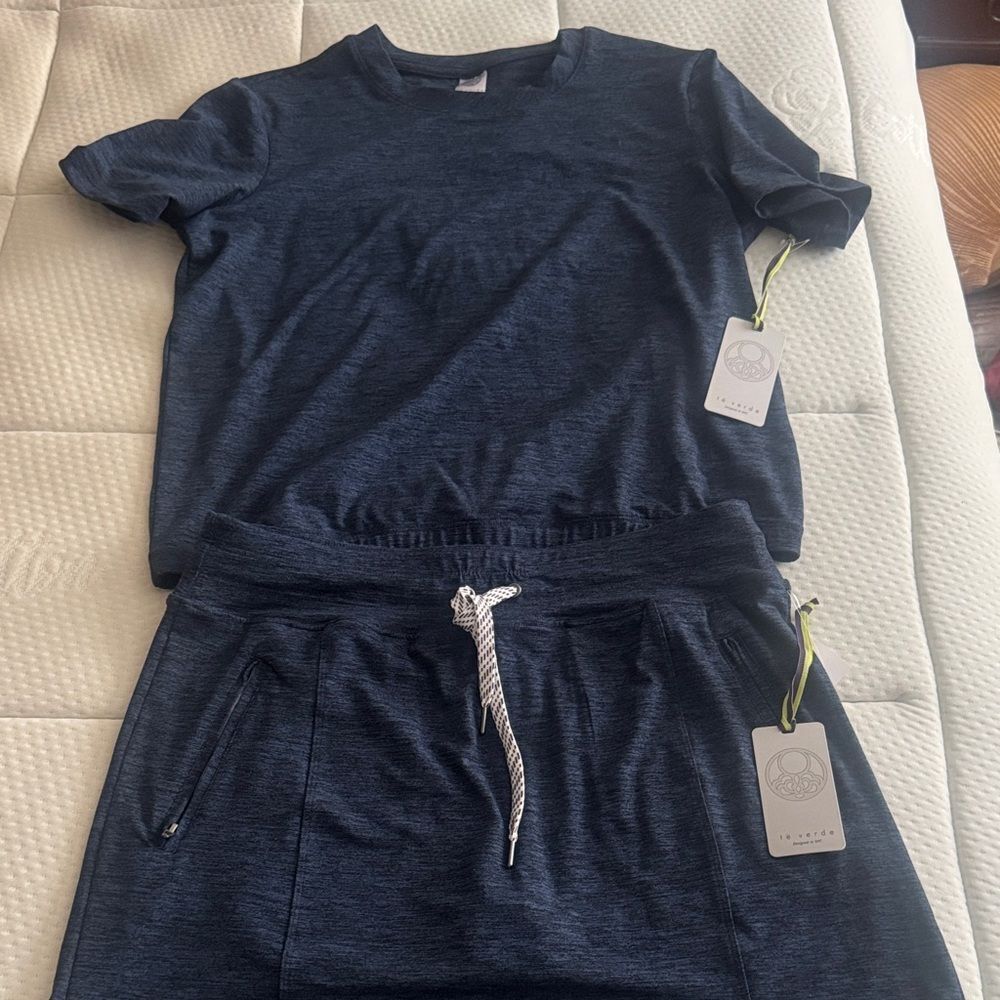 Te Verde Charcoal and Navy Apparel